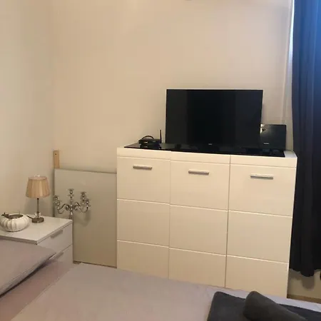 Apartment Black Pearl Souterain 5 Personen With Free Ev Ch-station
