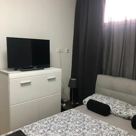 Black Pearl Souterain 5 Personen With Free Ev Ch-station Apartment