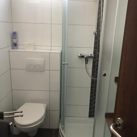 Apartment Black Pearl Souterain 5 Personen With Free Ev Ch-station *