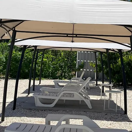 Black Pearl Souterain 5 Personen With Free Ev Ch-station Appartamento